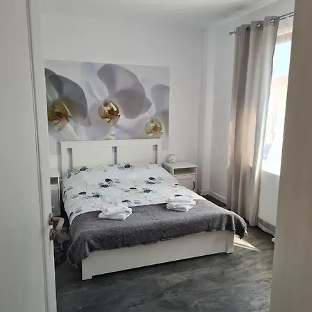 Bya Mamaia Nord Apartment